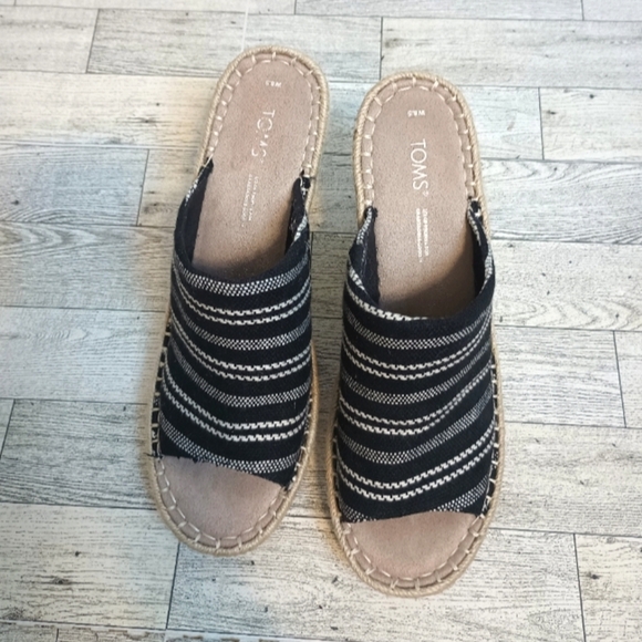 TOMS Women's Monica Mule Sandal Wedges Size 8.5 - Picture 1 of 10